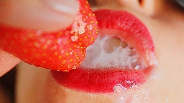 STRAWBERRIES WITH CUM-CREAM. a Delicacy Story of Food and Sperm Fetish. CIM